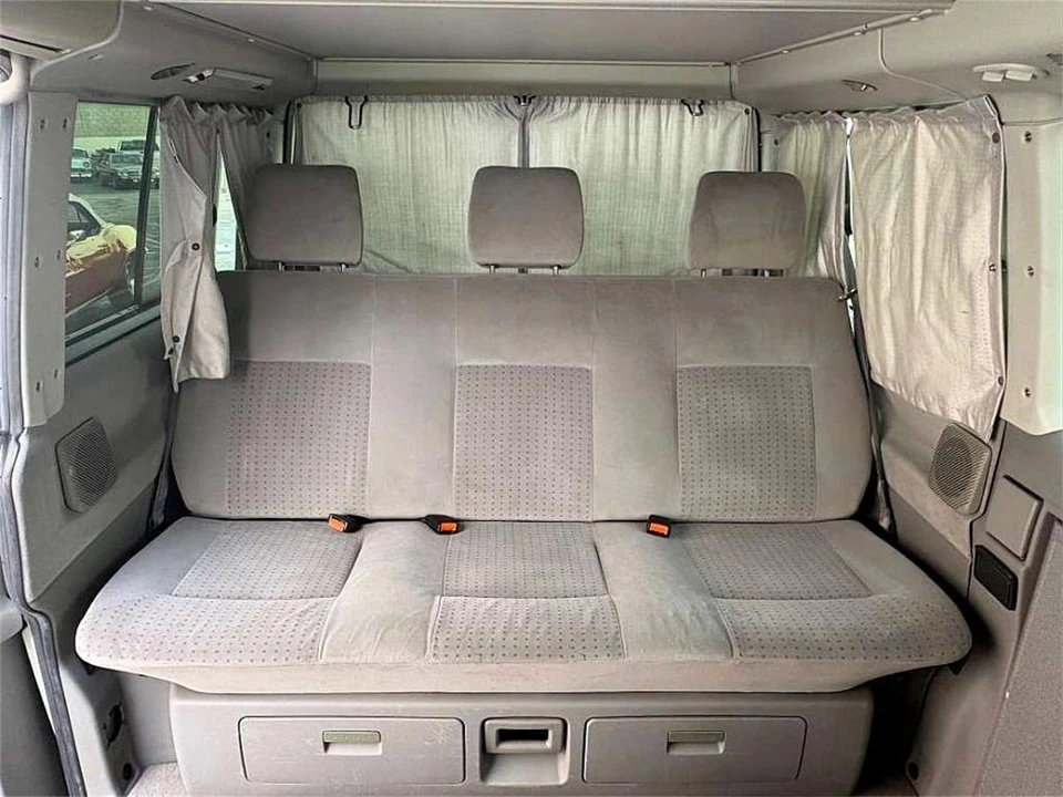 2002 Volkswagen EuroVan - Image 10 of 31