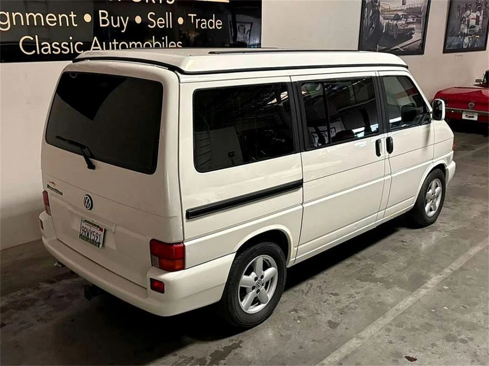 2002 Volkswagen EuroVan - Image 27 of 31
