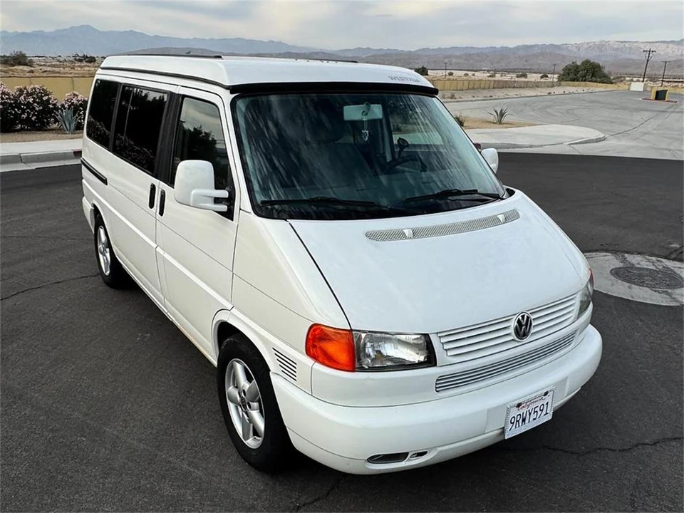 2002 Volkswagen EuroVan - Image 2 of 31