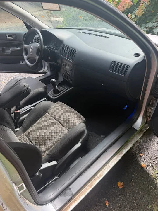 2002 Volkswagen GTI Mk4 - Image 10 of 16