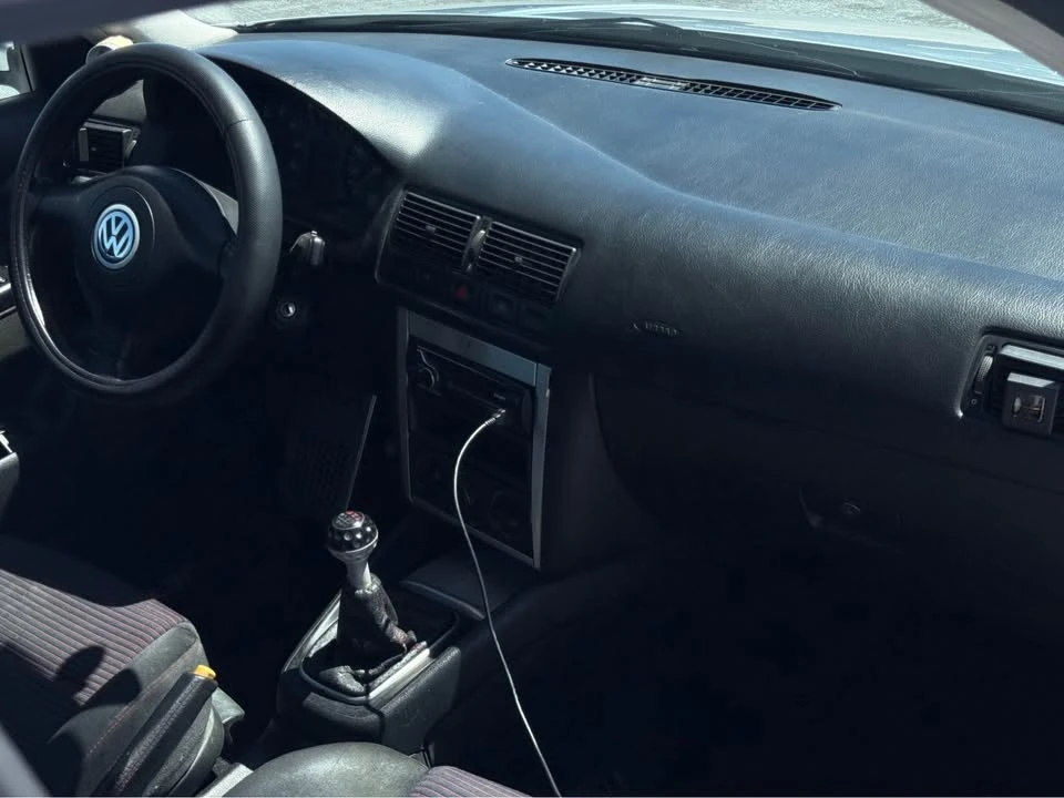 2002 Volkswagen GTI Mk4 - Image 8 of 9