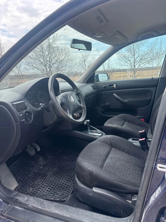 2002 Volkswagen Golf Mk4 - Image 6 of 10