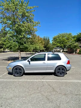 2002 Volkswagen Golf