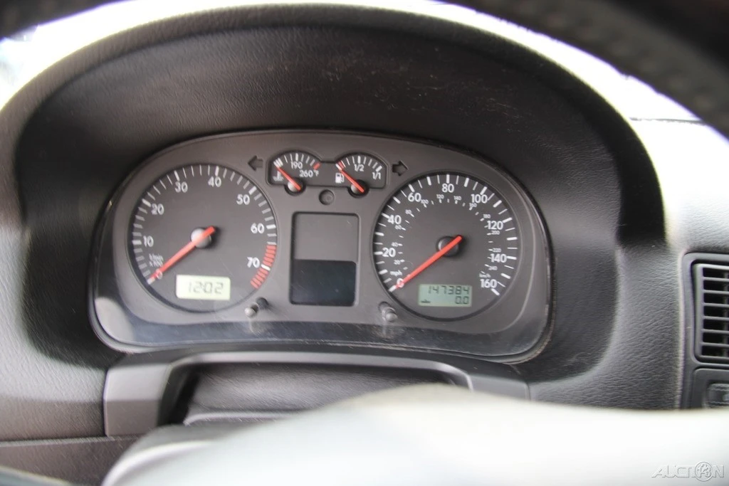 2002 Volkswagen Golf Mk4 - Image 15 of 21