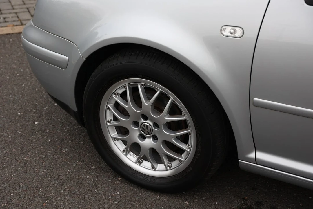 2002 Volkswagen GTI Mk4 - Image 11 of 30