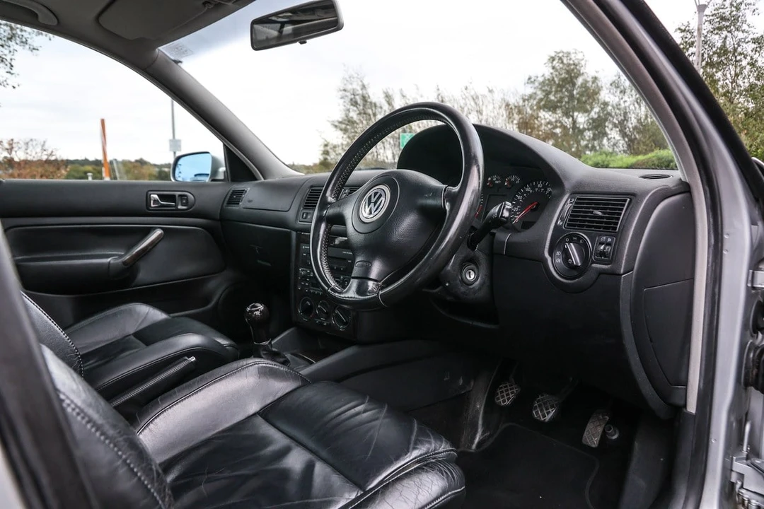 2002 Volkswagen GTI Mk4 - Image 17 of 30