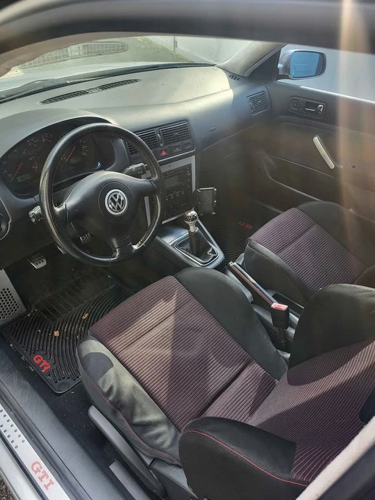 2002 Volkswagen GTI Mk4 - Image 16 of 18