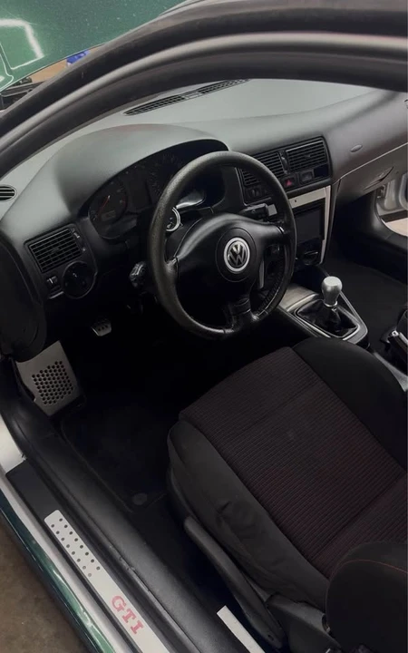 2002 Volkswagen GTI Mk4 - Image 5 of 6
