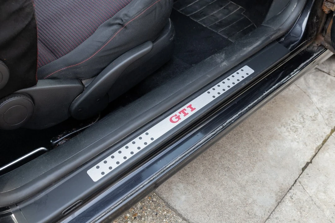 2002 Volkswagen GTI Mk4 - Image 28 of 30