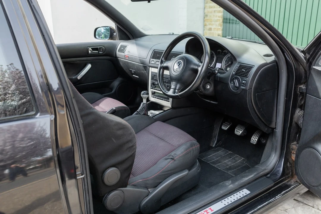 2002 Volkswagen GTI Mk4 - Image 27 of 30