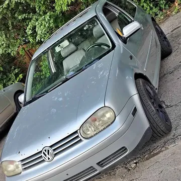 2002 Volkswagen Golf GTI Hatchback 2D