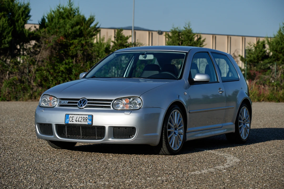 2002 Volkswagen R32 Mk4 - Image 8 of 31