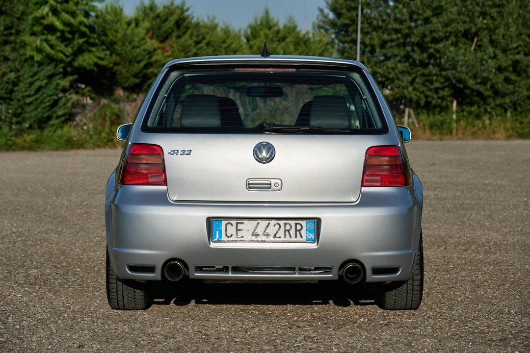 2002 Volkswagen R32 Mk4 - Image 5 of 31
