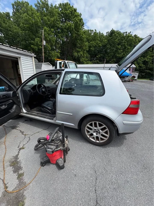 2002 Volkswagen GTI Mk4 - Image 4 of 10