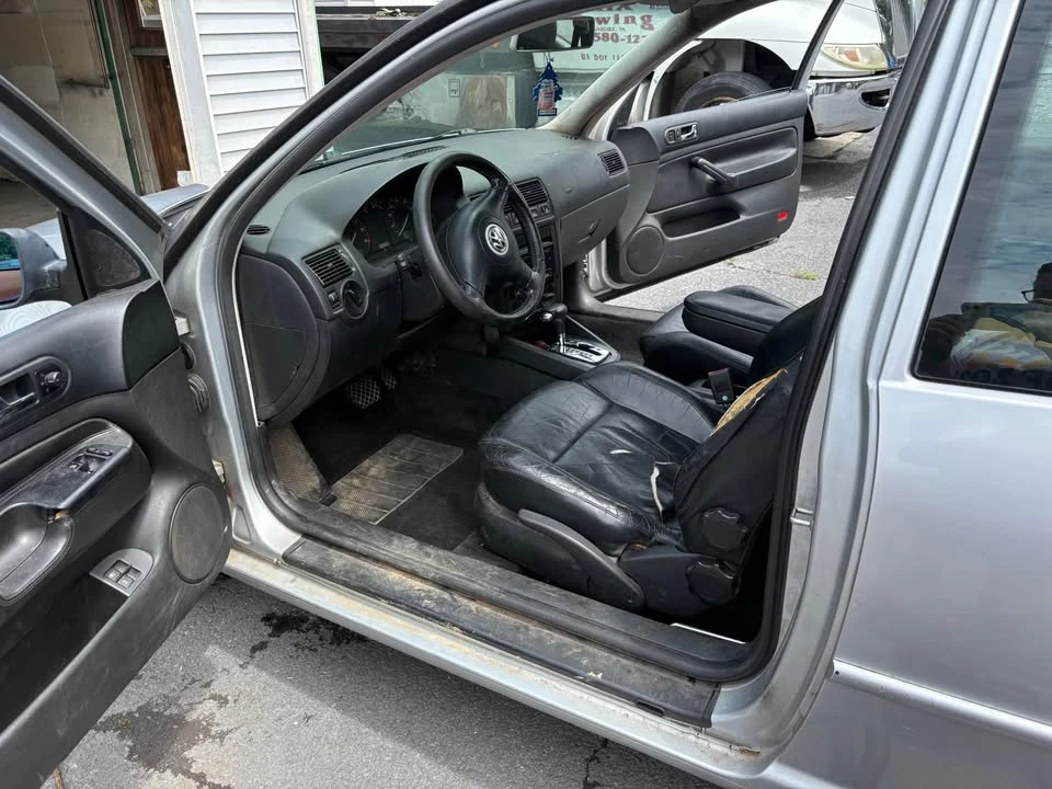 2002 Volkswagen GTI Mk4 - Image 6 of 10
