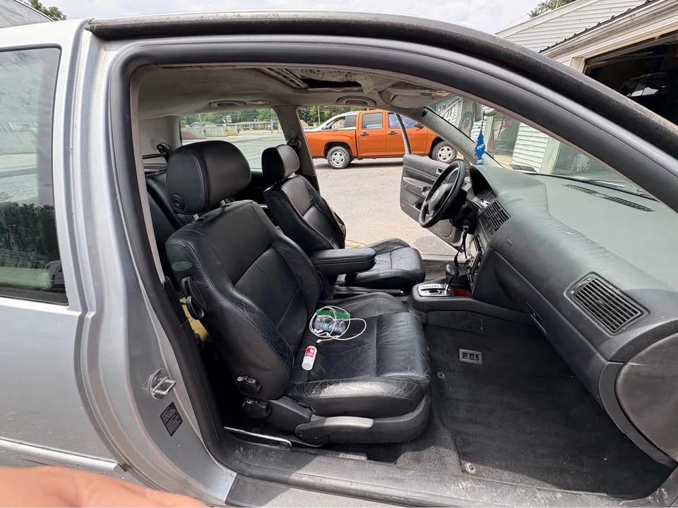 2002 Volkswagen GTI Mk4 - Image 2 of 10