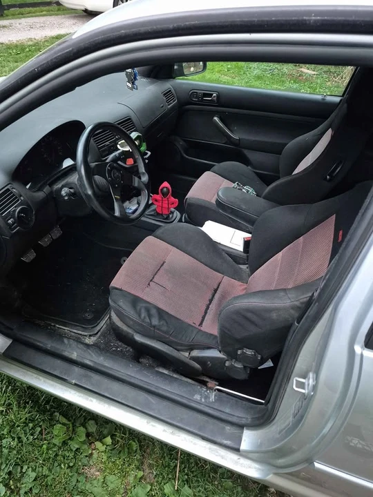 2002 Volkswagen GTI Mk4 - Image 4 of 10
