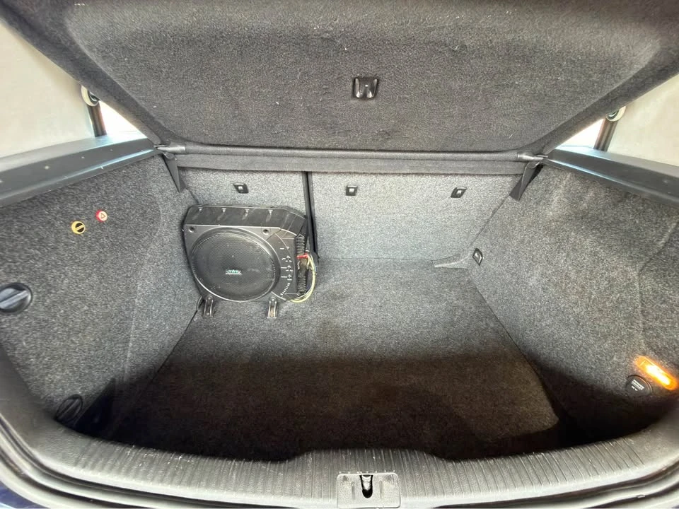 2002 Volkswagen GTI Mk4 - Image 11 of 12