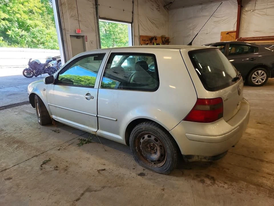 2002 Volkswagen GTI Mk4 - Image 2 of 10