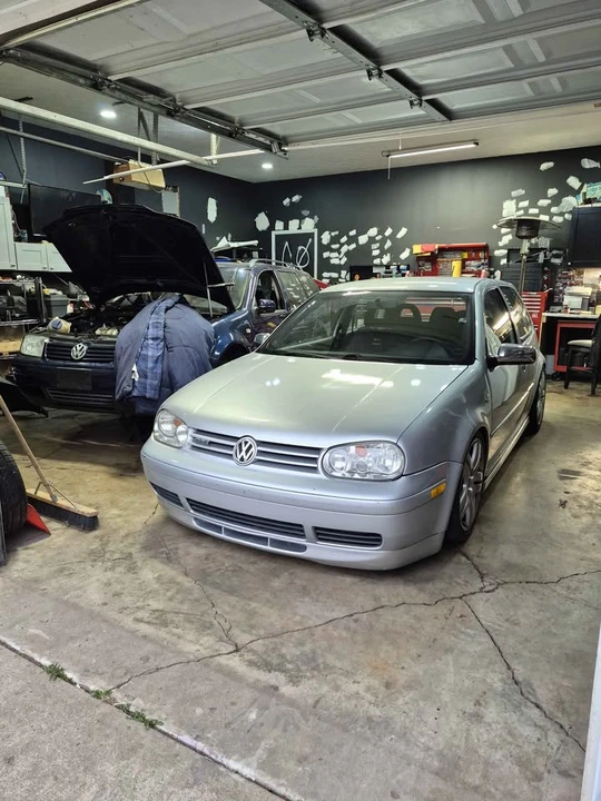2002 Volkswagen GTI Mk4 - Image 8 of 11