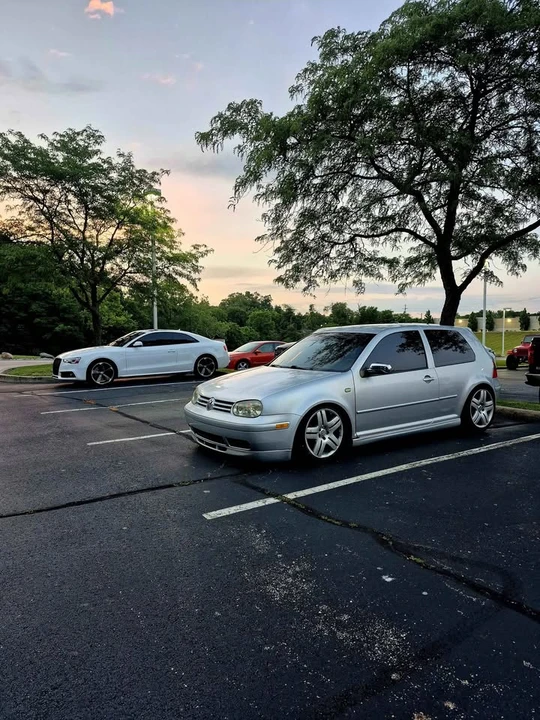 2002 Volkswagen GTI Mk4 - Image 2 of 11