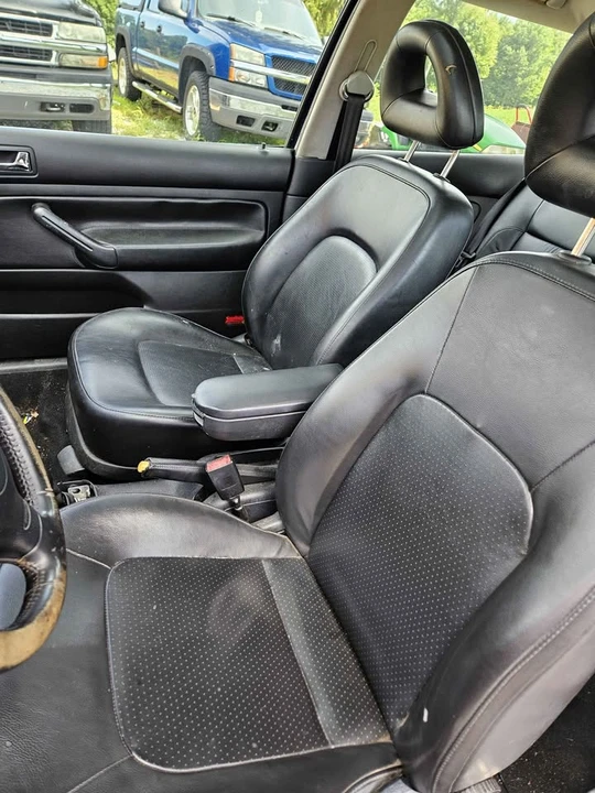 2002 Volkswagen GTI Mk4 - Image 10 of 17