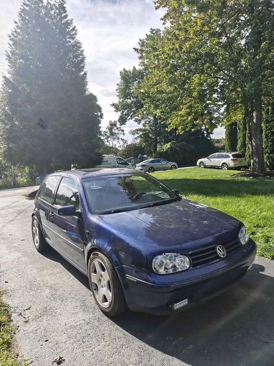 2002 Volkswagen GTI Mk4 - Image 2 of 17