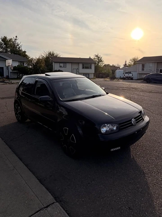 2002 Volkswagen GTI Mk4 - Image 2 of 11