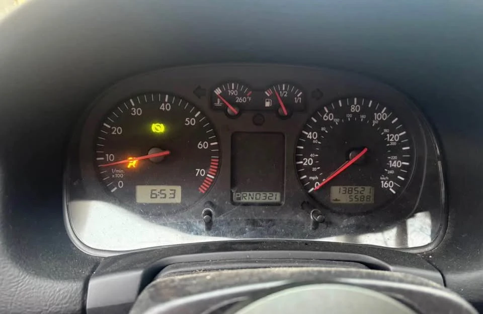 2002 Volkswagen A4 Jetta - Image 9 of 12