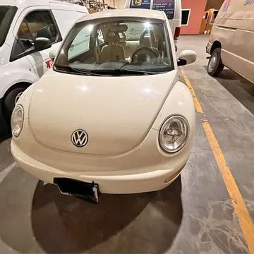 2002 Volkswagen New Beetle 2.5 Hatchback