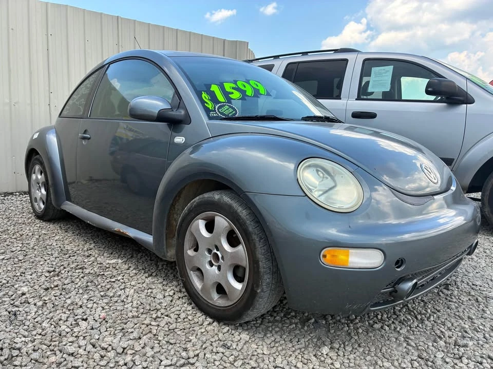 2002 Volkswagen New Beetle - Image 2 of 9
