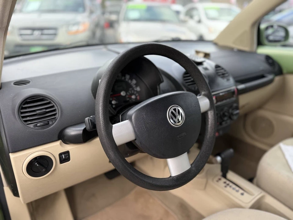 2002 Volkswagen New Beetle - Image 13 of 21