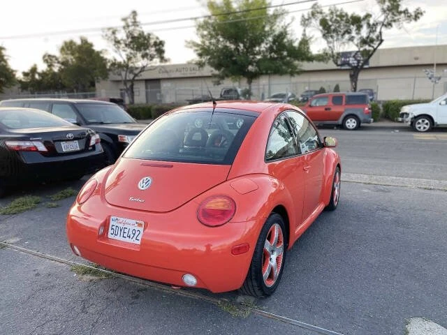 2002 Volkswagen New Beetle - Image 6 of 18