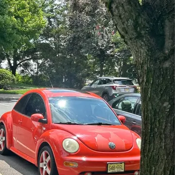 2002 Volkswagen New Beetle GLS Turbo Hatchback 2D