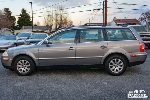 2002 Volkswagen Passat - Image 8 of 21