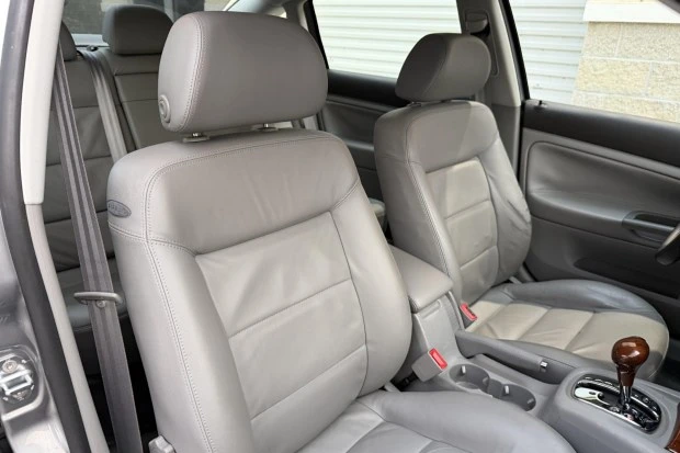 2002 Volkswagen Passat - Image 4 of 7