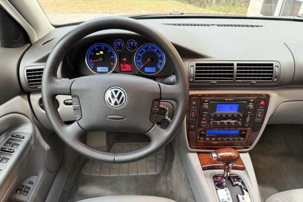 2002 Volkswagen Passat - Image 5 of 7