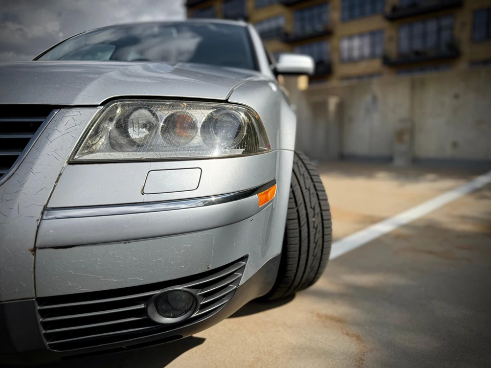 2002 Volkswagen Passat - Image 26 of 31