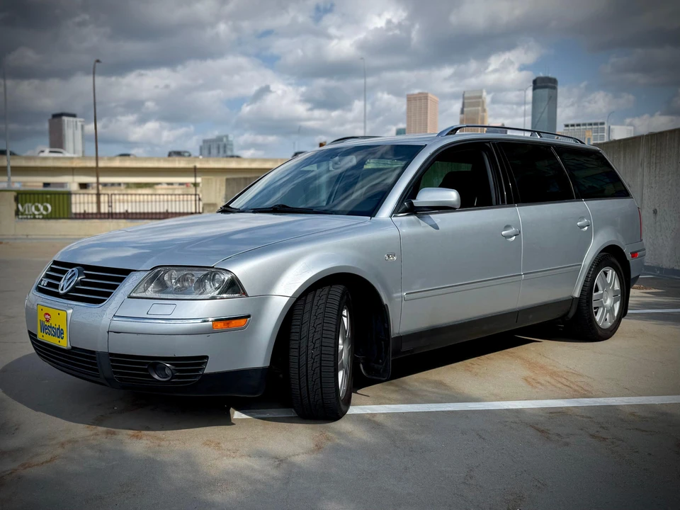 2002 Volkswagen Passat - Image 8 of 31
