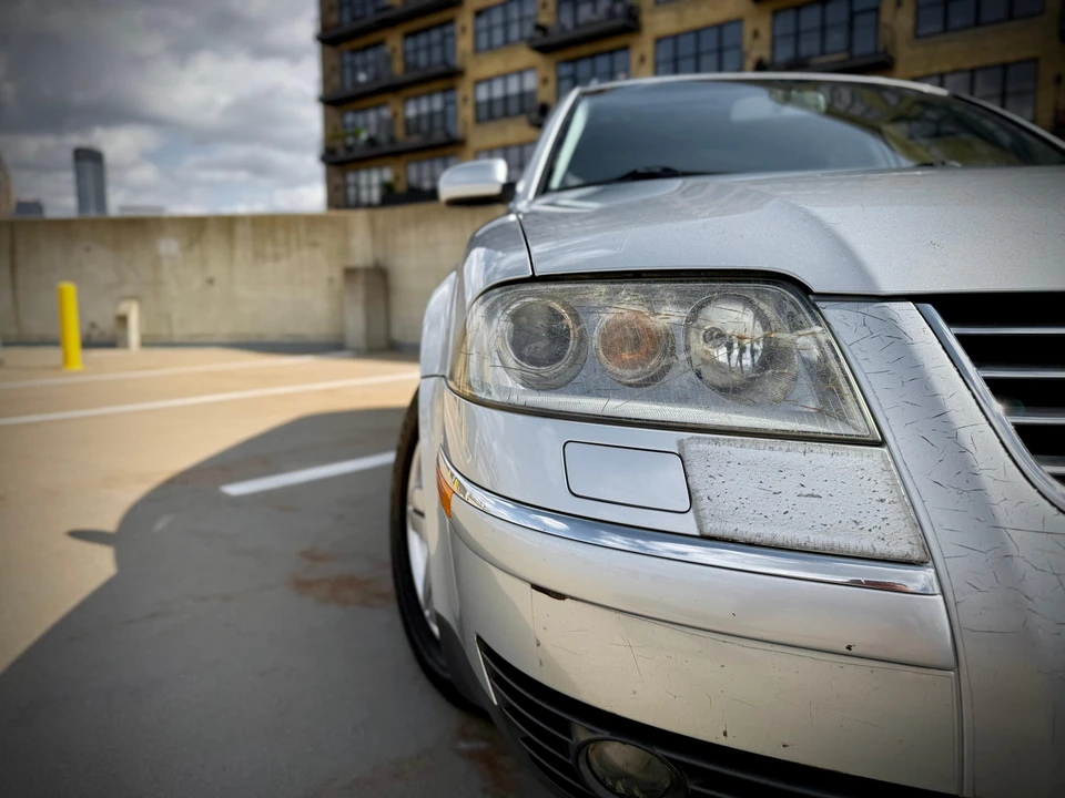 2002 Volkswagen Passat - Image 21 of 31