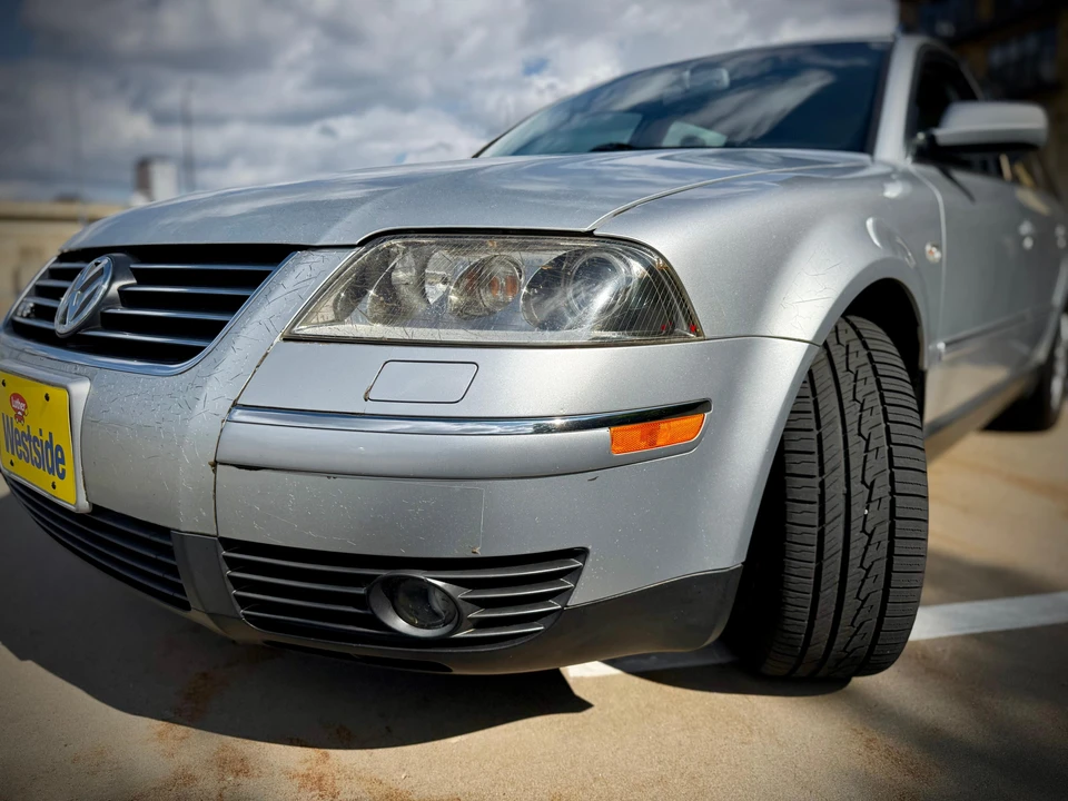 2002 Volkswagen Passat - Image 25 of 31