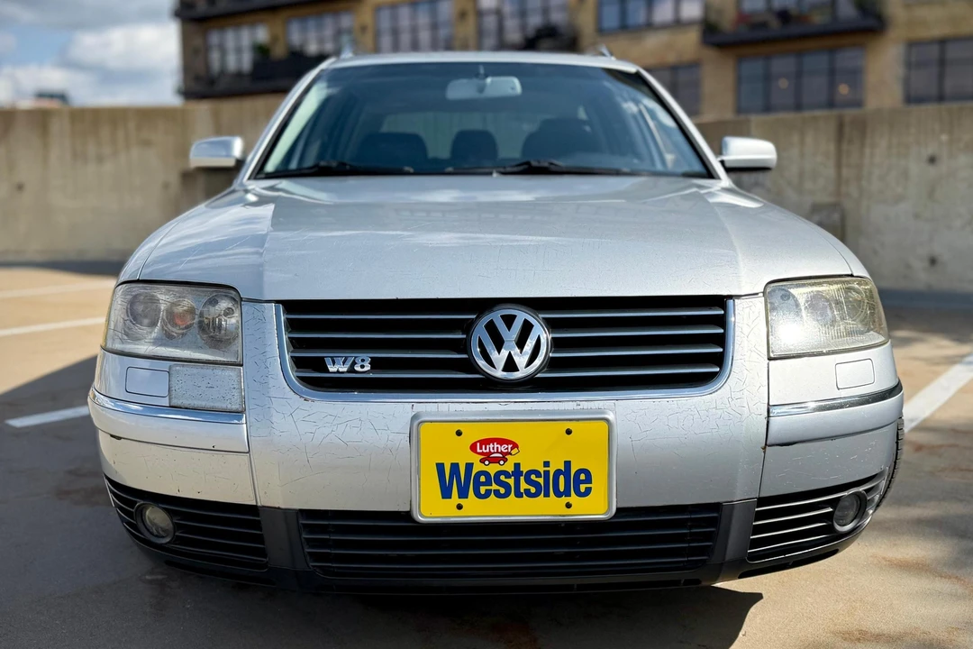 2002 Volkswagen Passat - Image 2 of 31