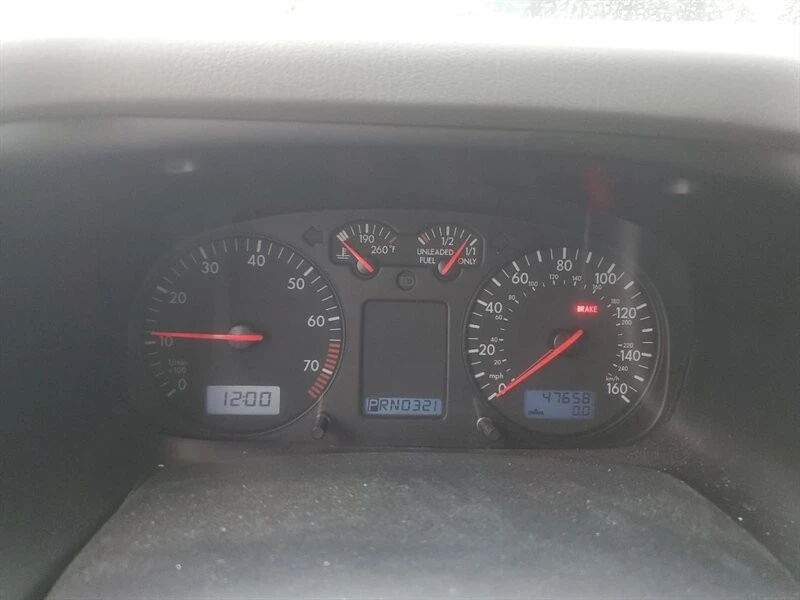 2002 Volkswagen EuroVan - Image 16 of 21