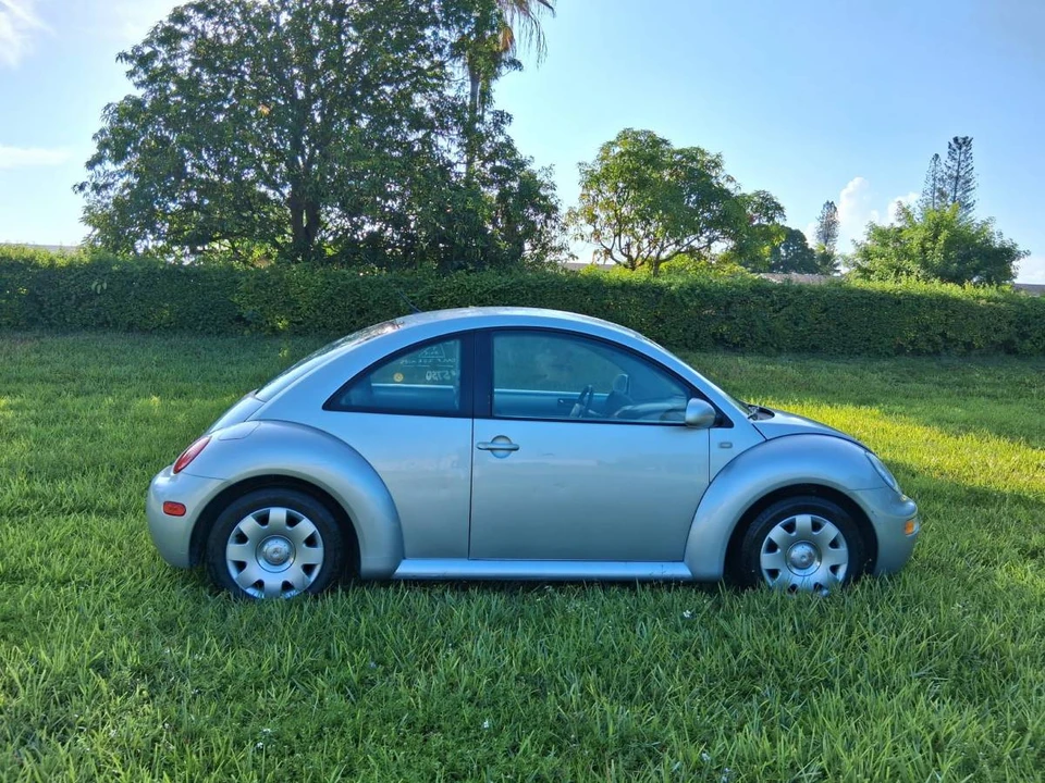 2002 Volkswagen New Beetle - Image 7 of 21