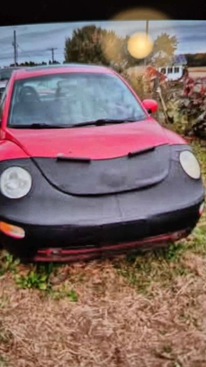 2002 Volkswagen New Beetle - Image 6 of 10