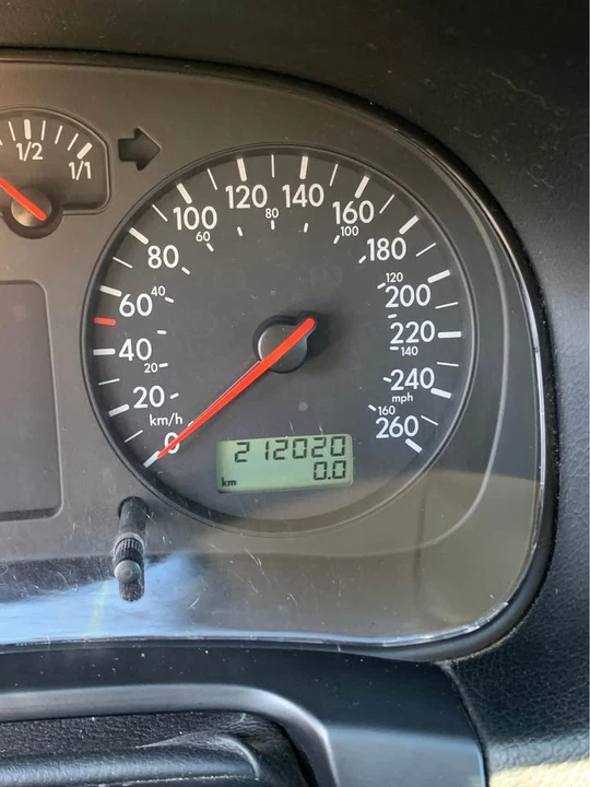 2002 Volkswagen Golf Mk4 - Image 8 of 11