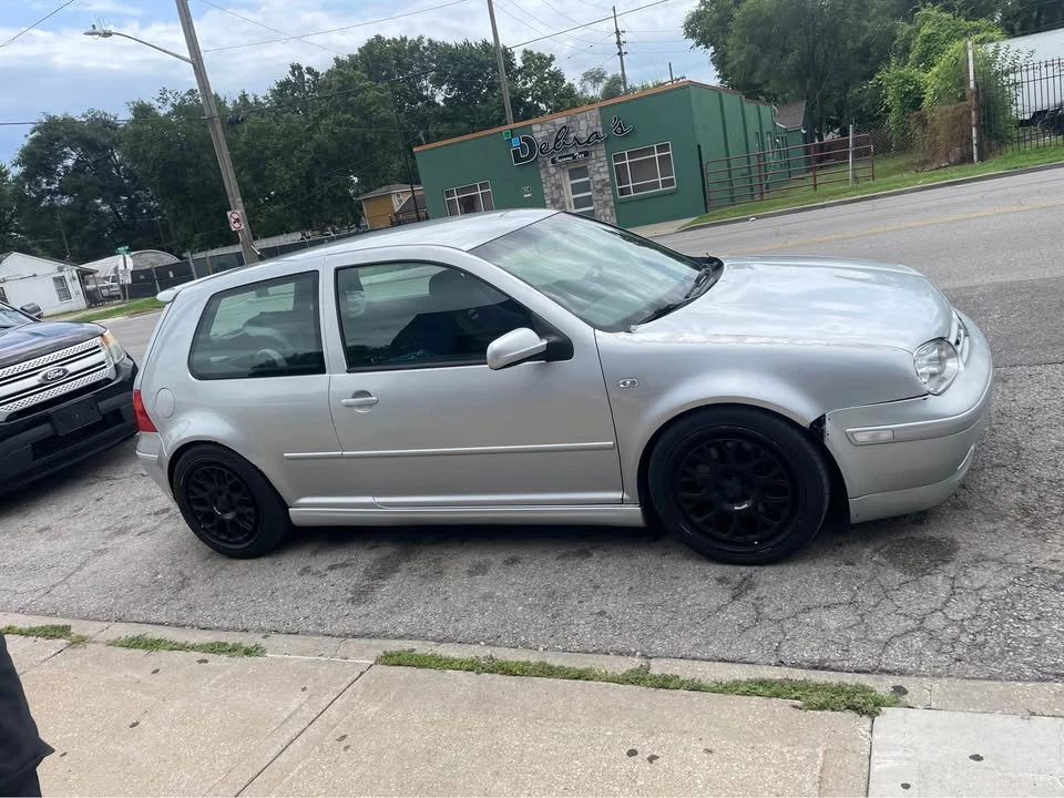 2002 Volkswagen GTI Mk4 - Image 4 of 10