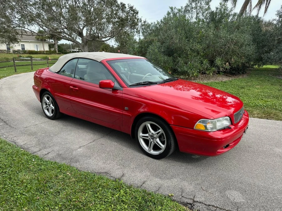2002 Volvo C70 1st Gen - Image 10 of 18