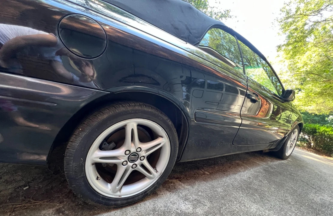 2002 Volvo C70 1st Gen - Image 21 of 29