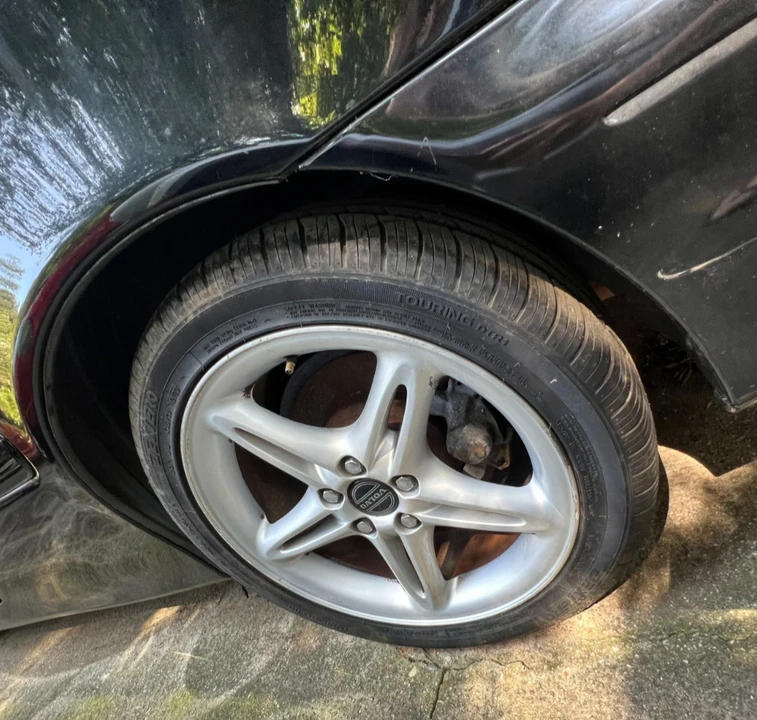 2002 Volvo C70 1st Gen - Image 17 of 29